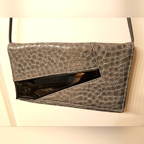 Slick Vintage Faux Croc Clutch/Shoulder Bag - Picture 2 of 10